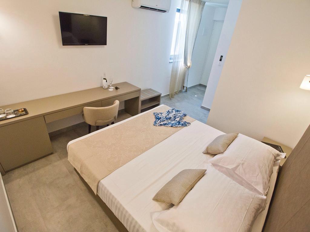 Luxury Rooms Pino Split Exterior foto
