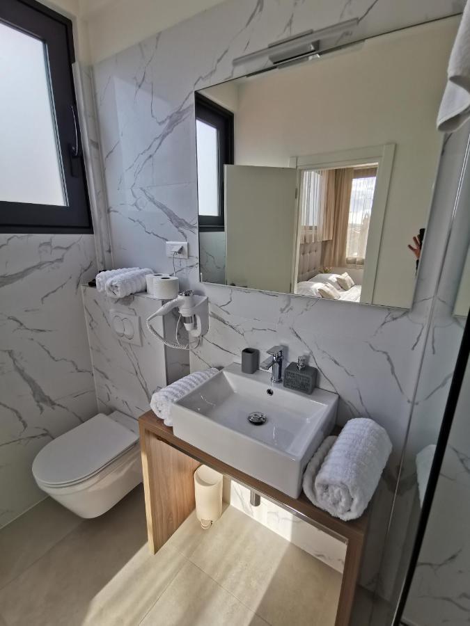 Luxury Rooms Pino Split Exterior foto