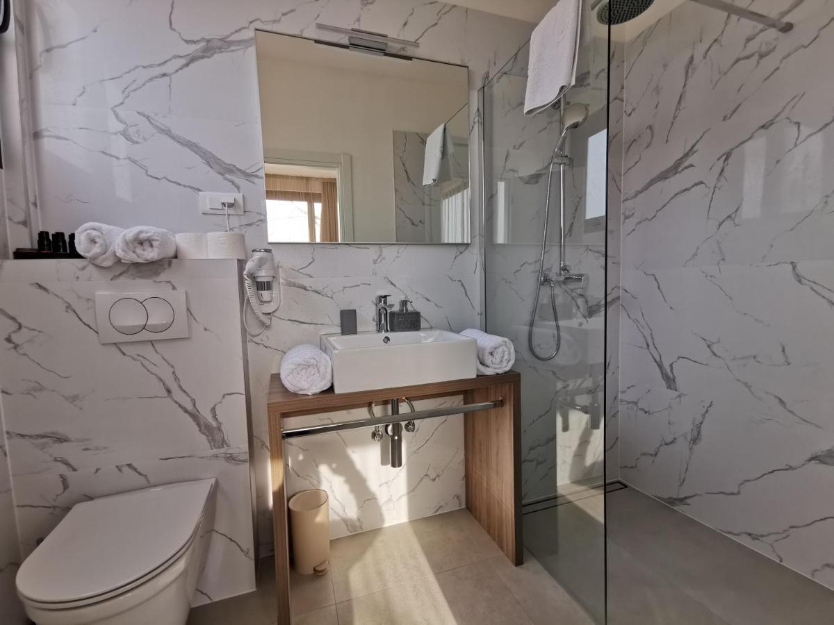 Luxury Rooms Pino Split Exterior foto